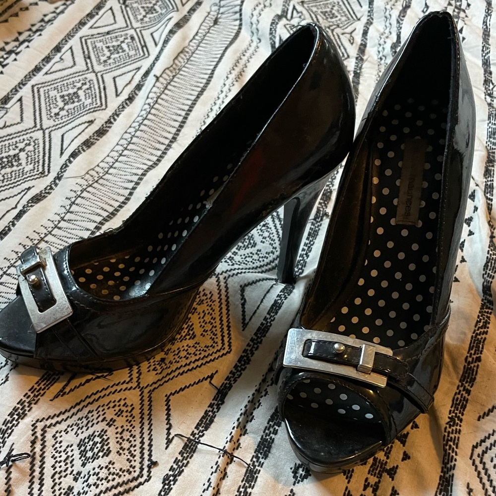 Maurice’s Shoes